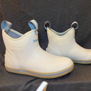 XtraTuf Women's Deck Shoes - W7